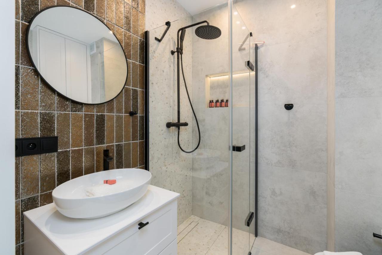 Niedzialkowskiego 25 Apartments Stary Browar City Center By Renters Prestige Poznań Esterno foto